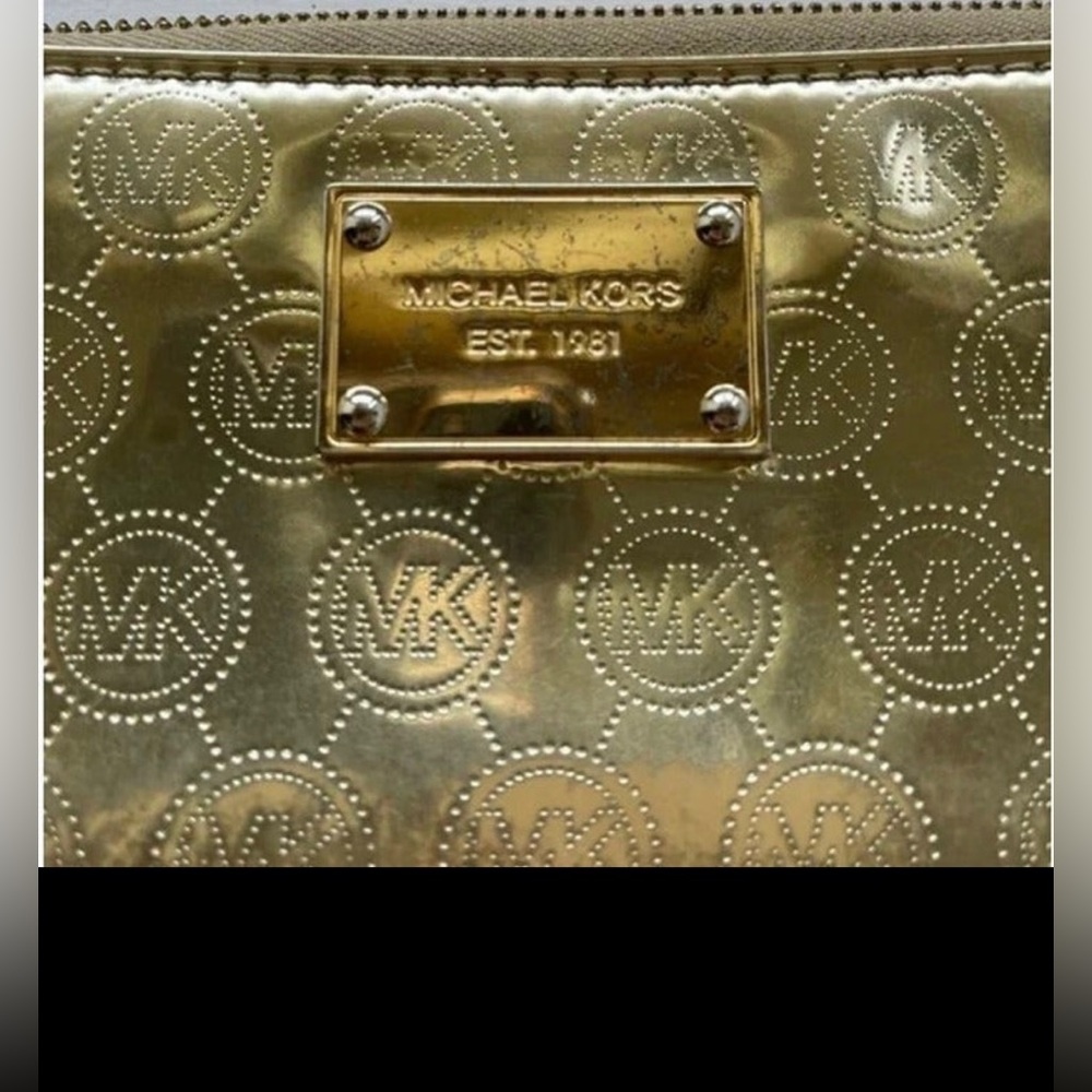 Michael Kors Gold metallic leather Jet Set Zip Around Wallet - Picture 16 of 16